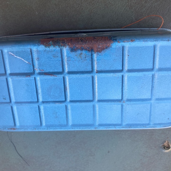 Metal Tin Sewing Machine Accessory Box Vintage - Picture 5 of 5